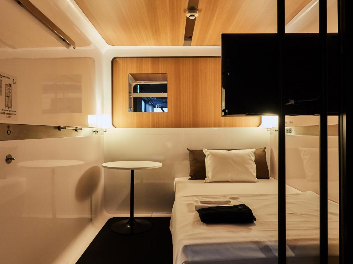 First Cabin Nishi Umeda Osaka Exterior foto